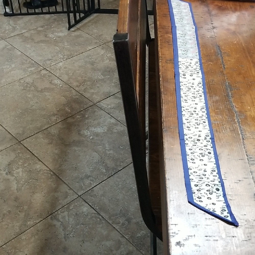 Floral Patterned Blue Trim Scarf